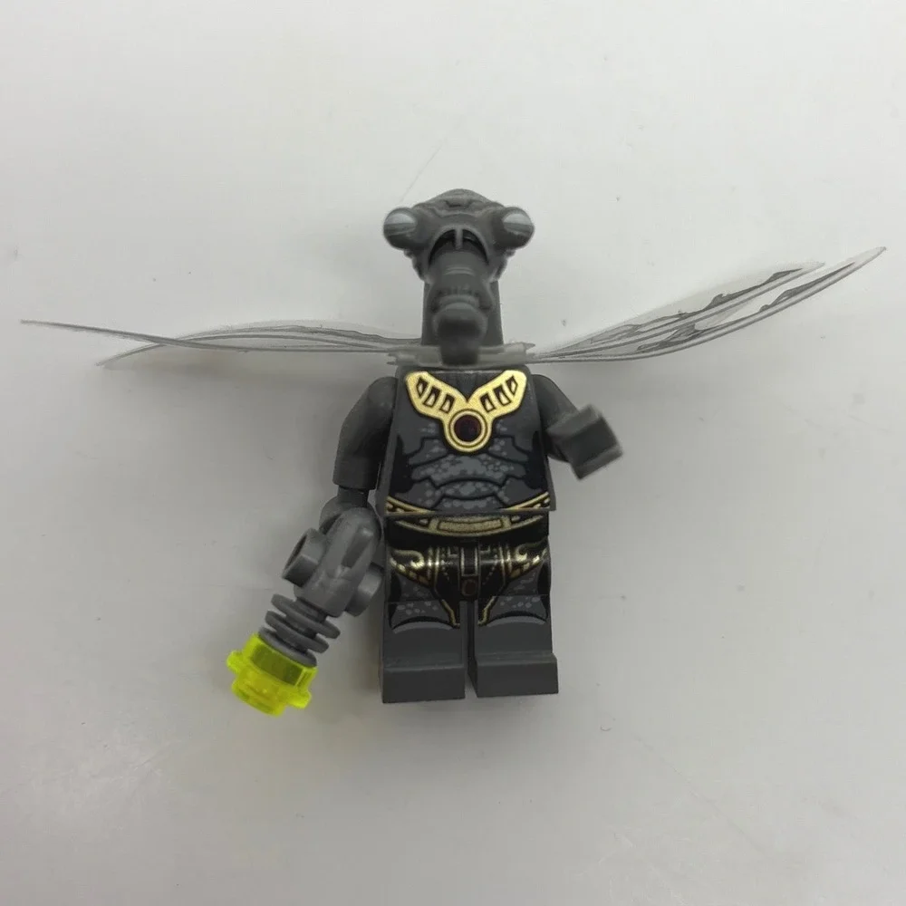 LEGO Star Wars Geonosian Zombie Minifigure sw0382 with Wings and Blaster 9491